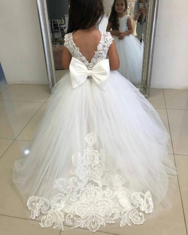 Discount Ivory Ball Gown Chapel Train Sleeveless Flower Girl Dress UK